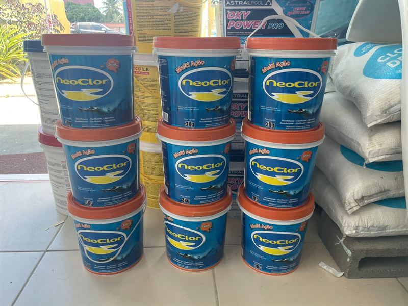 Baldes de cloro para piscina Neoclor em Parnaíba-PI