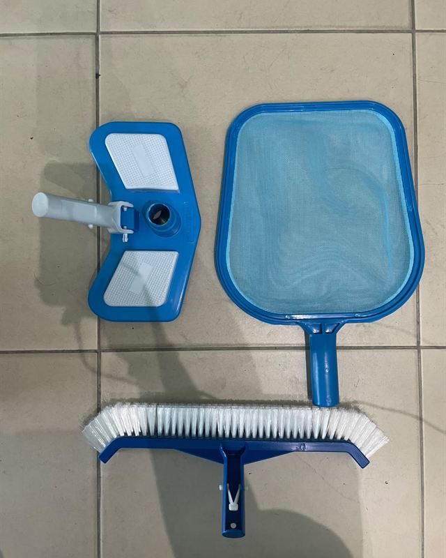 Kit de limpeza de piscina com aspirador, peneira e escova