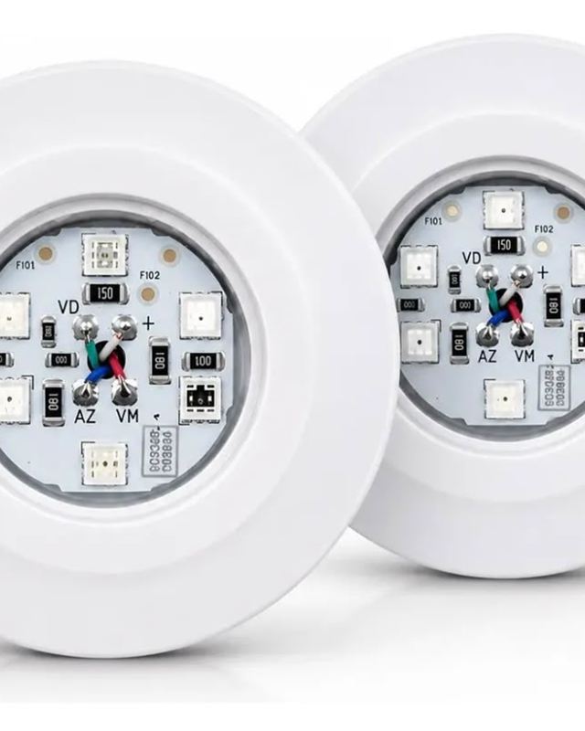 Luminárias de LED coloridas para piscina
